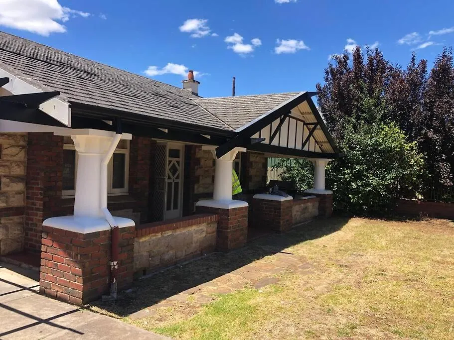 Holiday home Group House With Views Of The Salt Pool And Spa Mitcham
